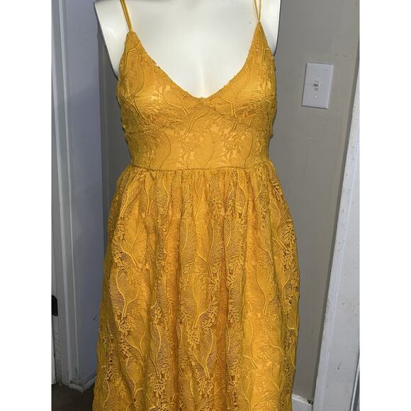 H&M Mustard Yellow Floral Lace Dress Women's Size Small NEW NWT - Picture 5 of 13